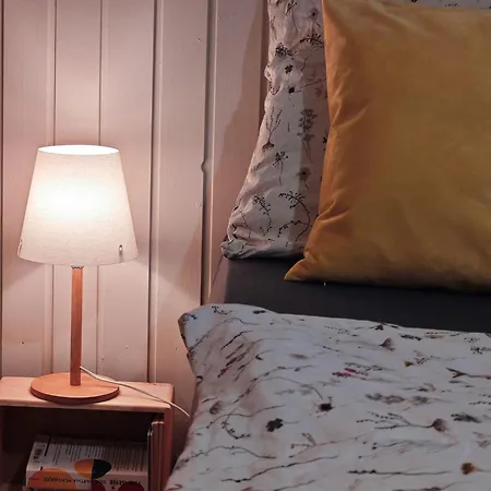 Vintage With Garden View Apartment Bratislava